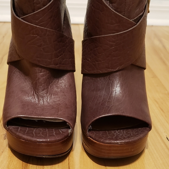LUCKY BRAND LEATHER UNDER KNEE OPEN TOE BOOTS - Picture 5 of 12